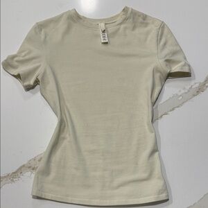 SKIMS Cream Short Sleeve Tee